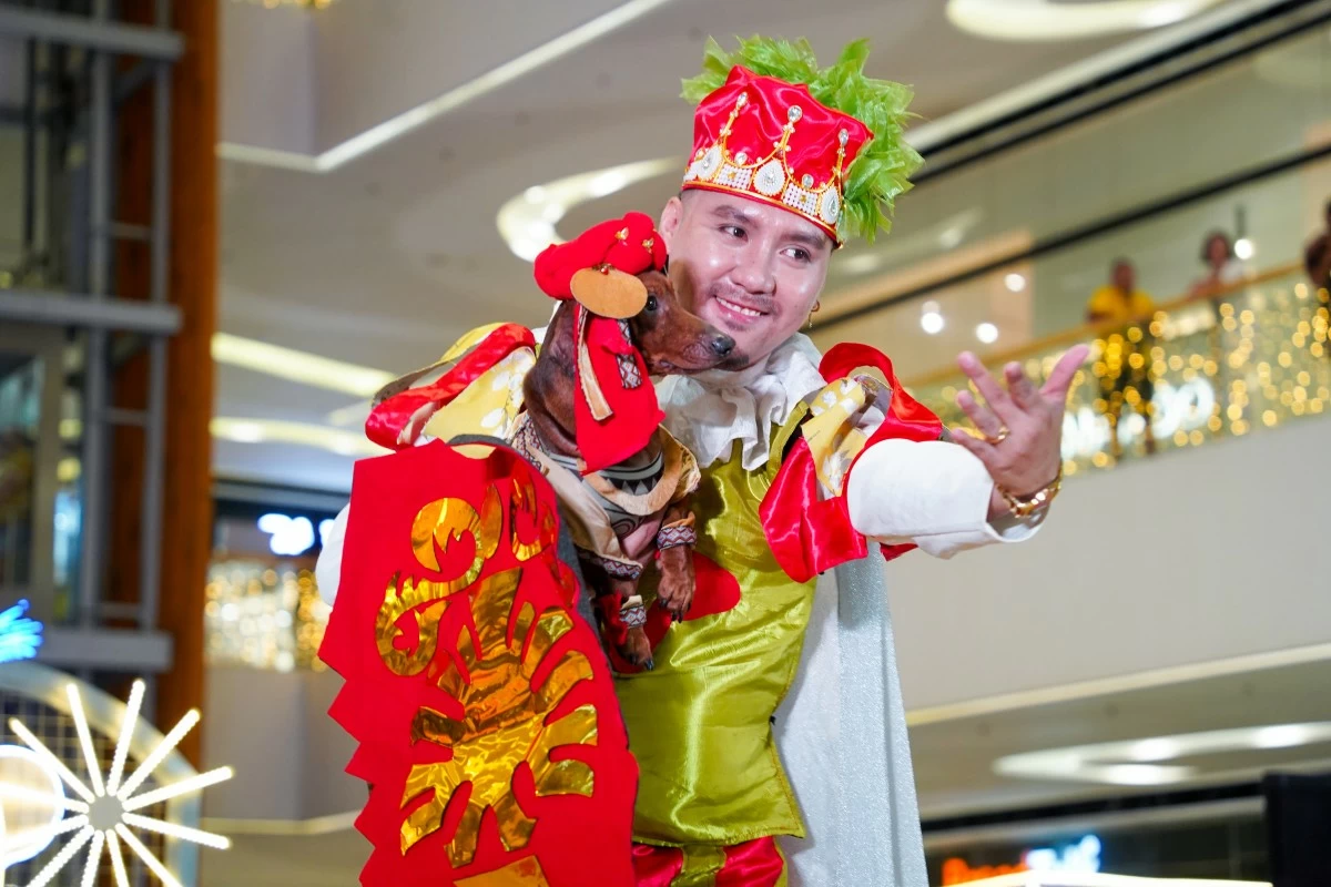 Paws, costumes, and Sinulog flair take over AweSM Petstival at SM Seaside—where fur babies steal the spotlight and festive fun gets even cuter.
