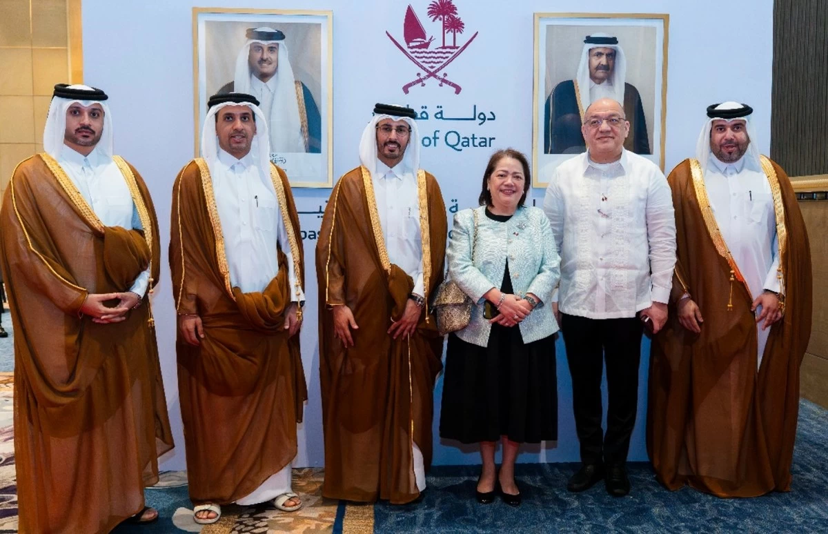 From left: Hasan Mehanna Al-Ajmi, Abdulla Salem Khowar, Saeed Mohammed Al Qeetani, Assistant Secretary Germinia V. Aguilar-Usudan of the DFA for Middle East and African Affairs, Assistant Secretary Ezzedin H. Tago of DFA Migration Affairs, and Ambassador Ahmed Saad Al-Homidi.