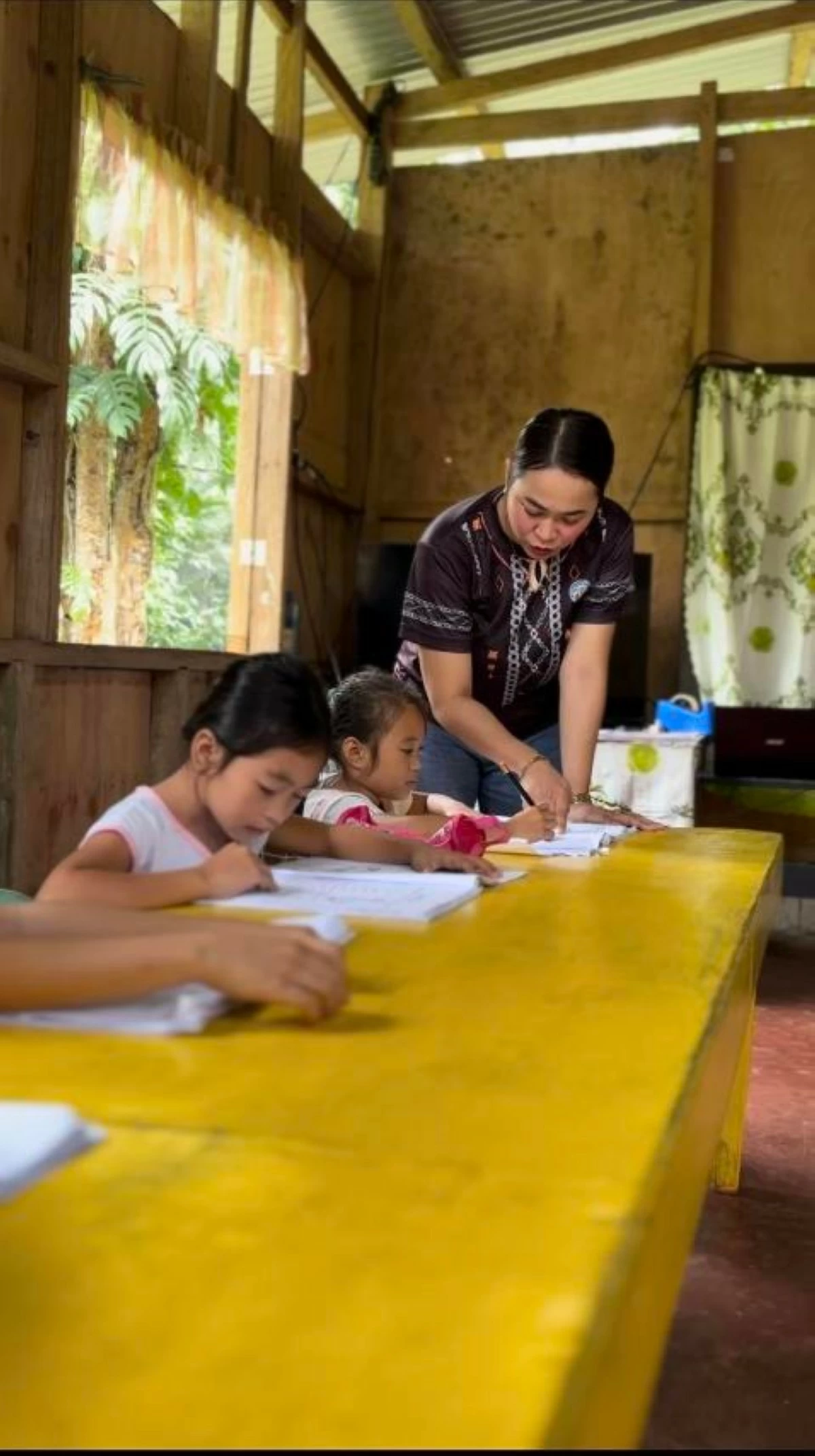 By focusing on daily remediation, community support, and teacher mentoring, the BBMP is helping struggling learners read with confidence—faster than expected. (DepEd photo)