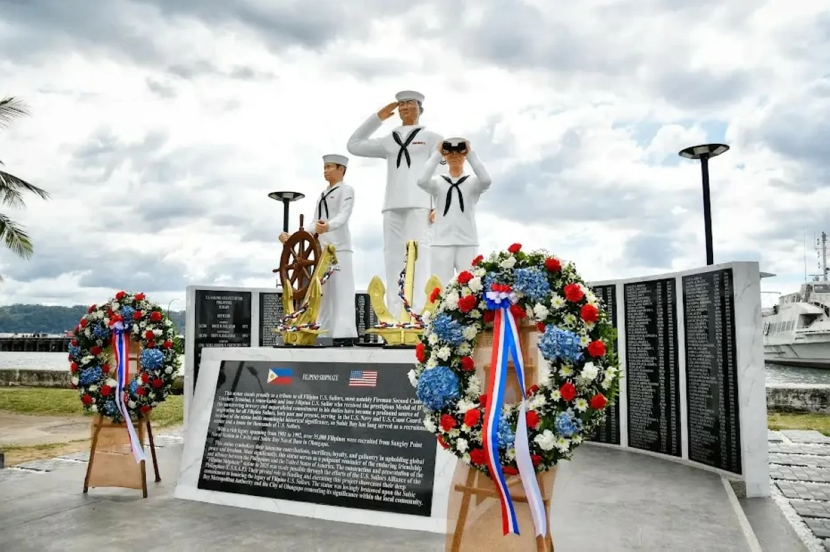 Filipino shipmate monument rises in Subic