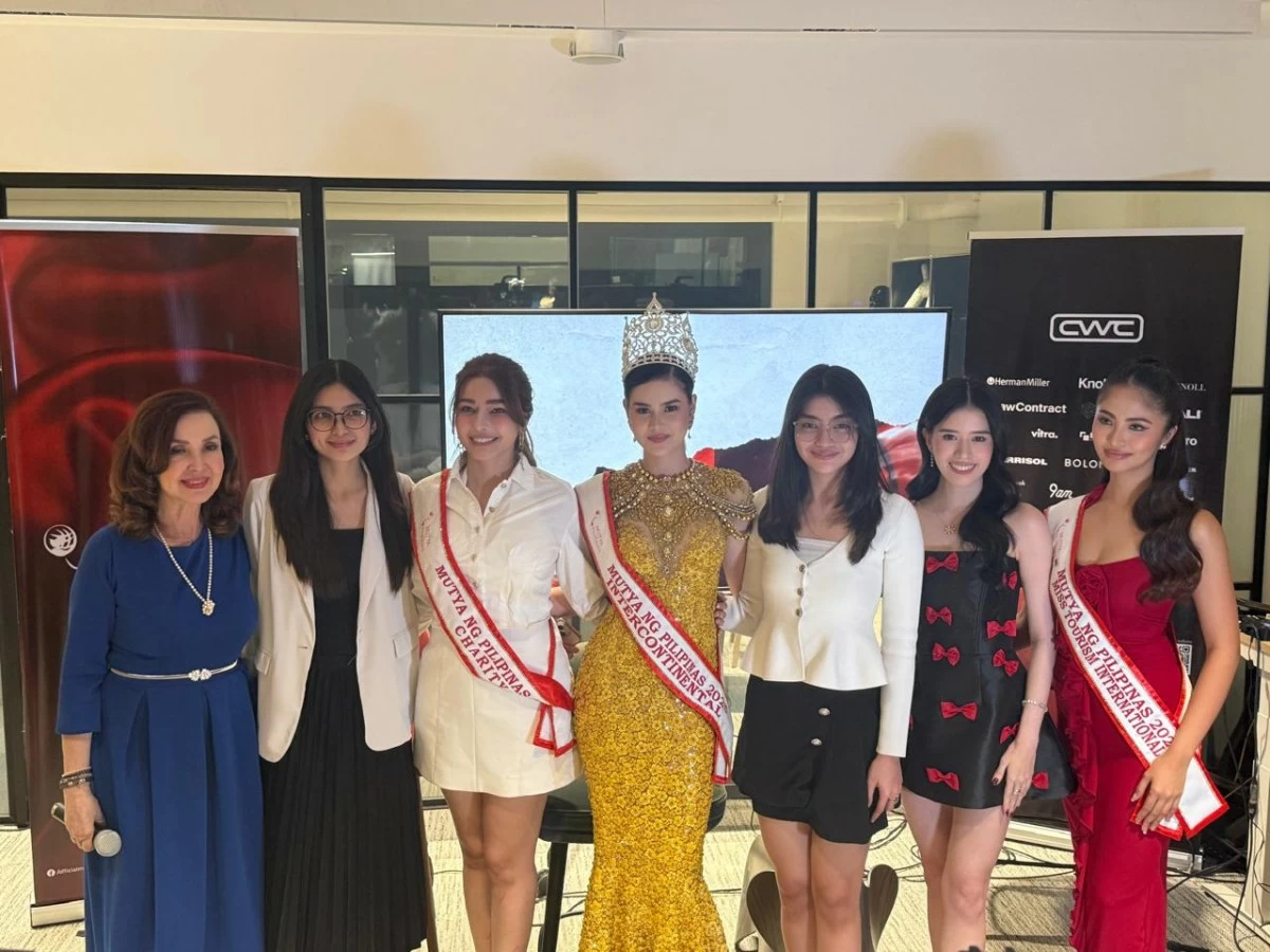 Christina Labanero Vanhefflin (middle) with fellow Mutya ng Pilipinas queens and Mutya President Cory Quirino during her send-off conference
