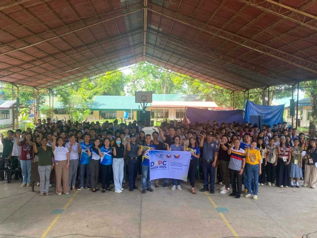 At Ramon Torres Louisiana National High School in Bago City, teachers, parents, and partners unite to keep learners safe and supported. (DepEd photo)