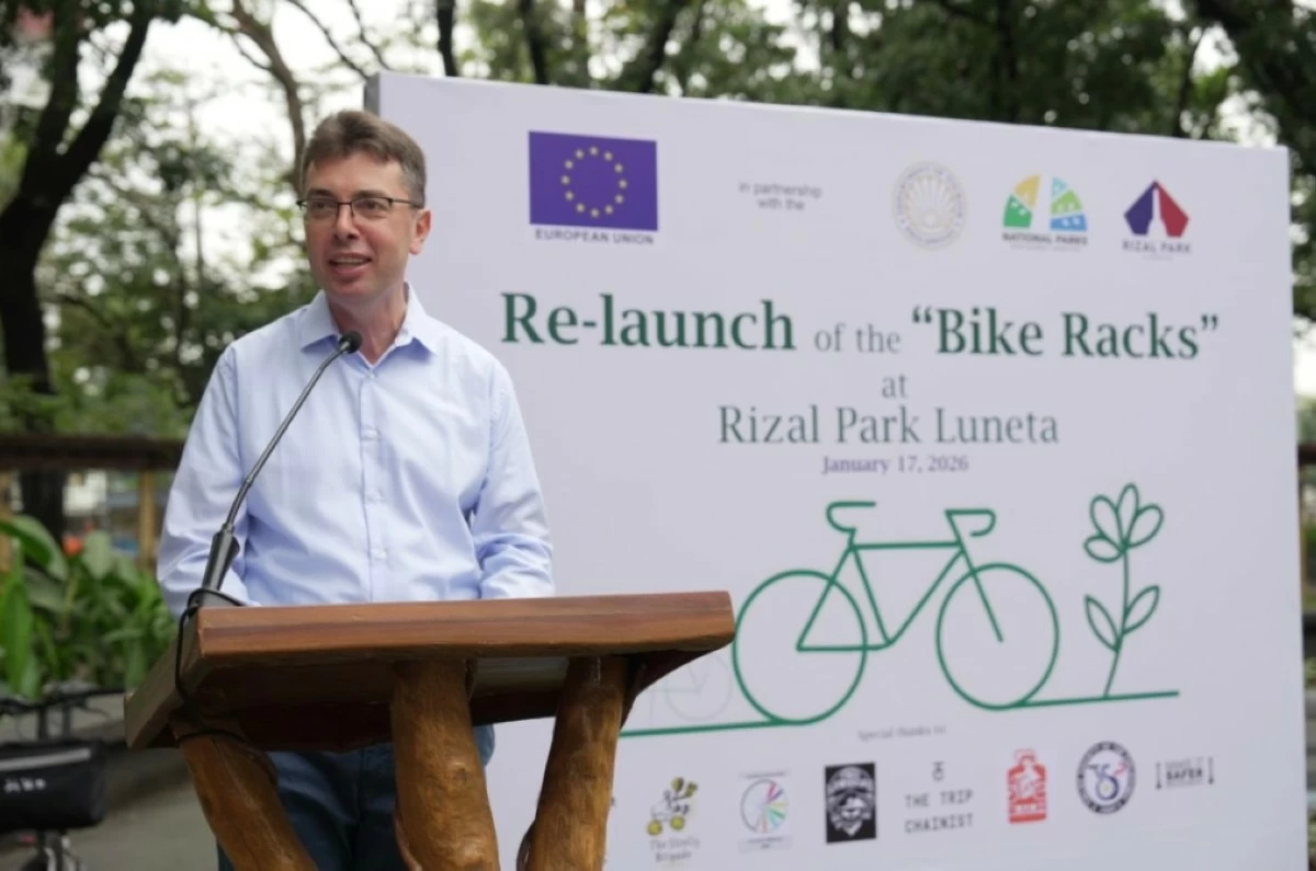 EU Ambassador Massimo Santoro delivers his message
