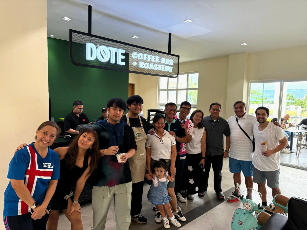 Located within the clubhouse, the Dote Coffee Bar   Roastery is now open to serve residents who are looking for a place to unwind and have social gatherings. 

