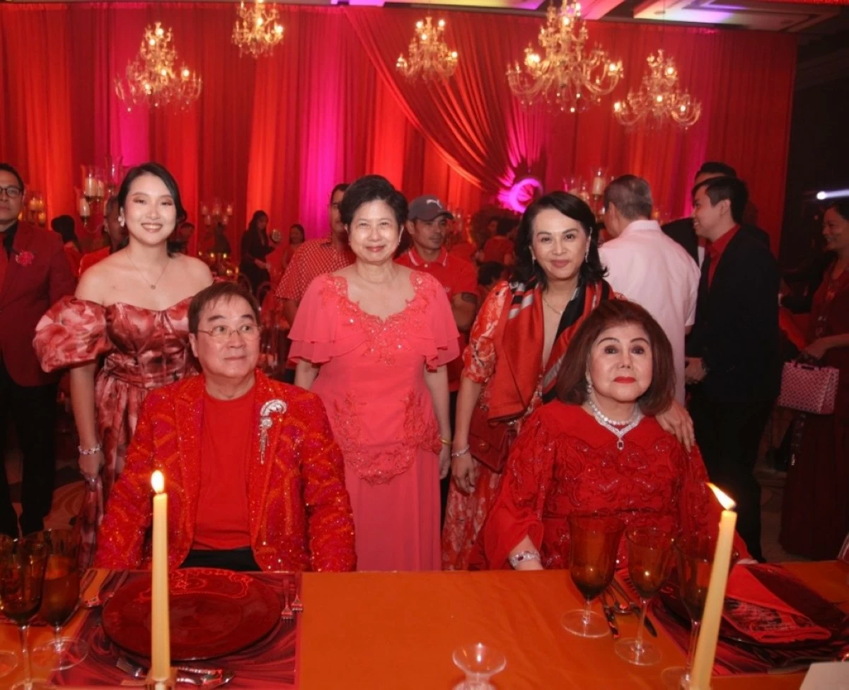 Vanessa Calixto, Benjie, Susan Chung, Jacqui Boncan, and Edna Camcam