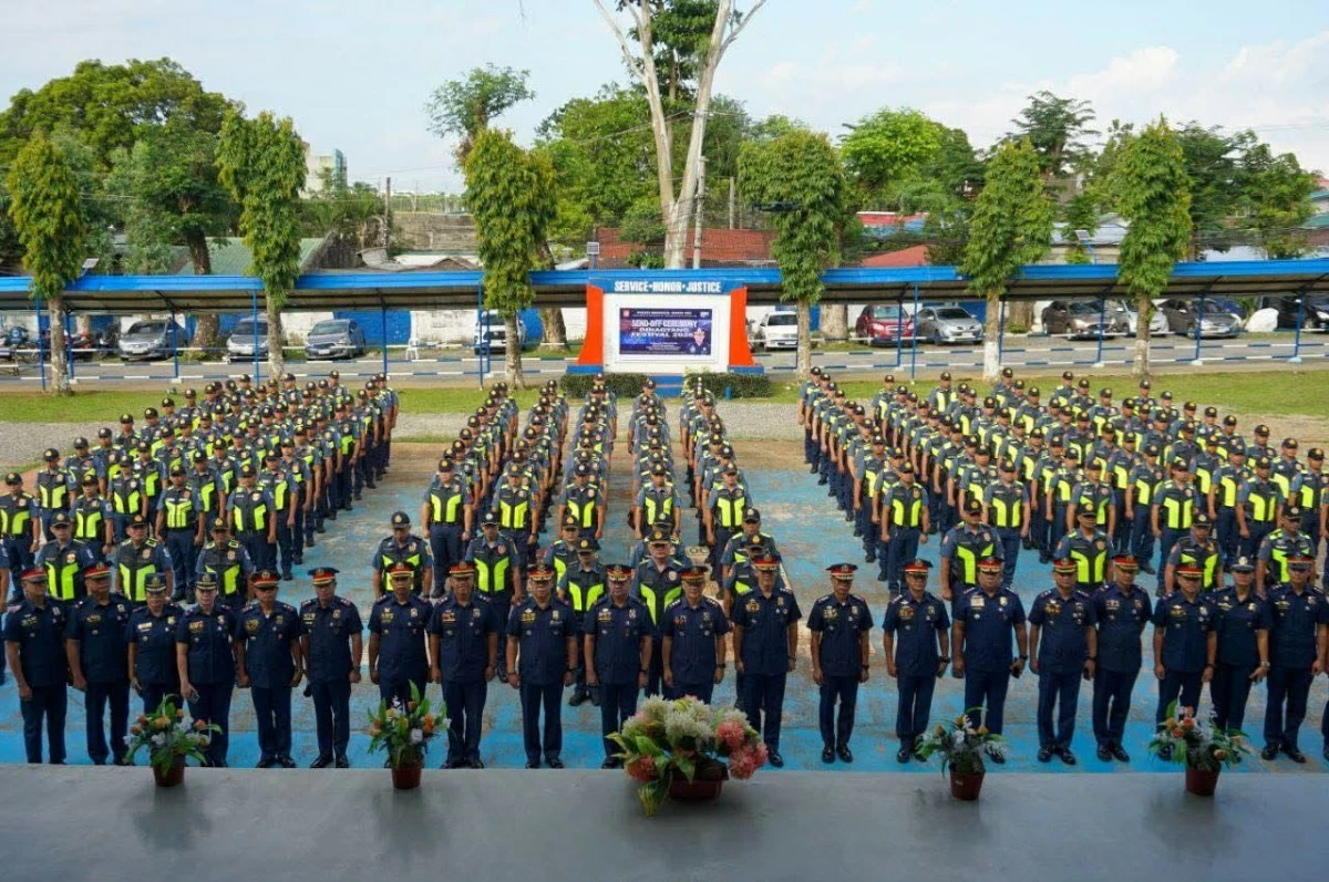 NEGROS police personnel deployed to Dinagyang. 