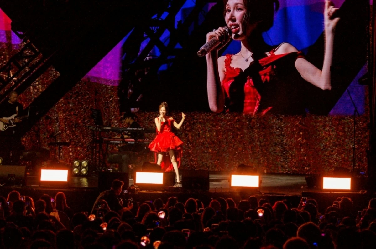 K-pop artist Wendy at her W:EALIVE world tour in Manila on Jan. 17 at the New Frontier Theater (Photo courtesy of Marck Forca)