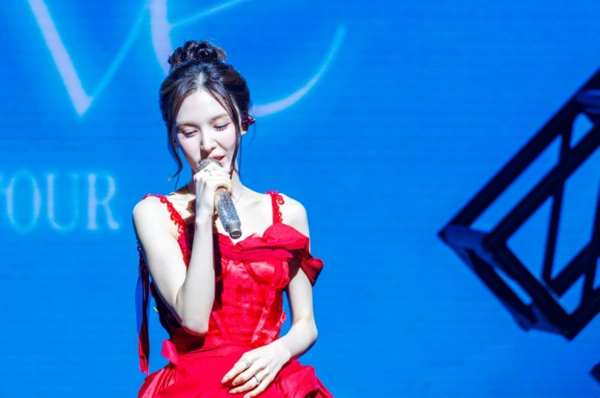 K-pop artist Wendy at her W:EALIVE world tour in Manila on Jan. 17 at the New Frontier Theater (Photo courtesy of Marck Forca)