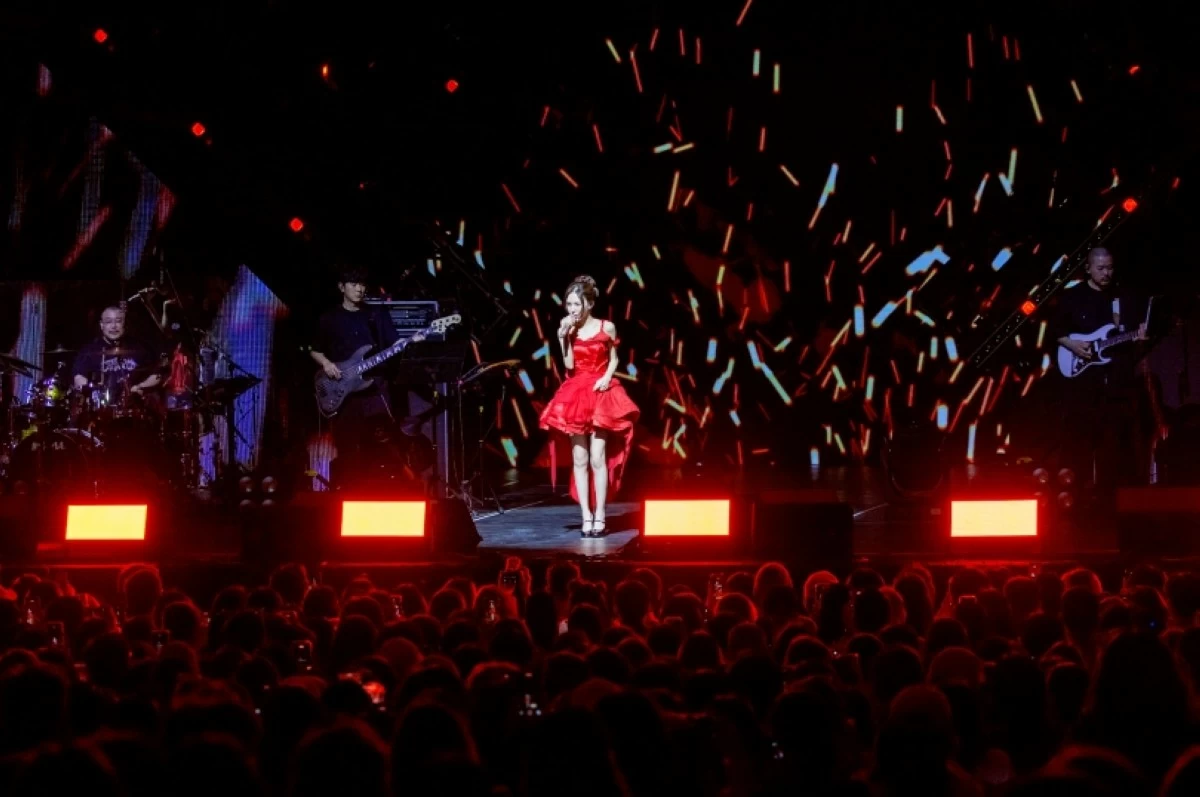 K-pop artist Wendy at her W:EALIVE world tour in Manila on Jan. 17 at the New Frontier Theater (Photo courtesy of Marck Forca)