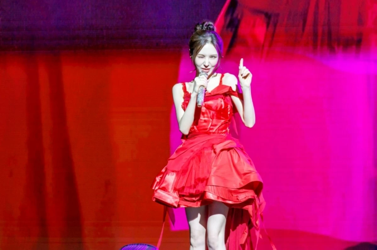 K-pop artist Wendy at her W:EALIVE world tour in Manila on Jan. 17 at the New Frontier Theater (Photo courtesy of Marck Forca)