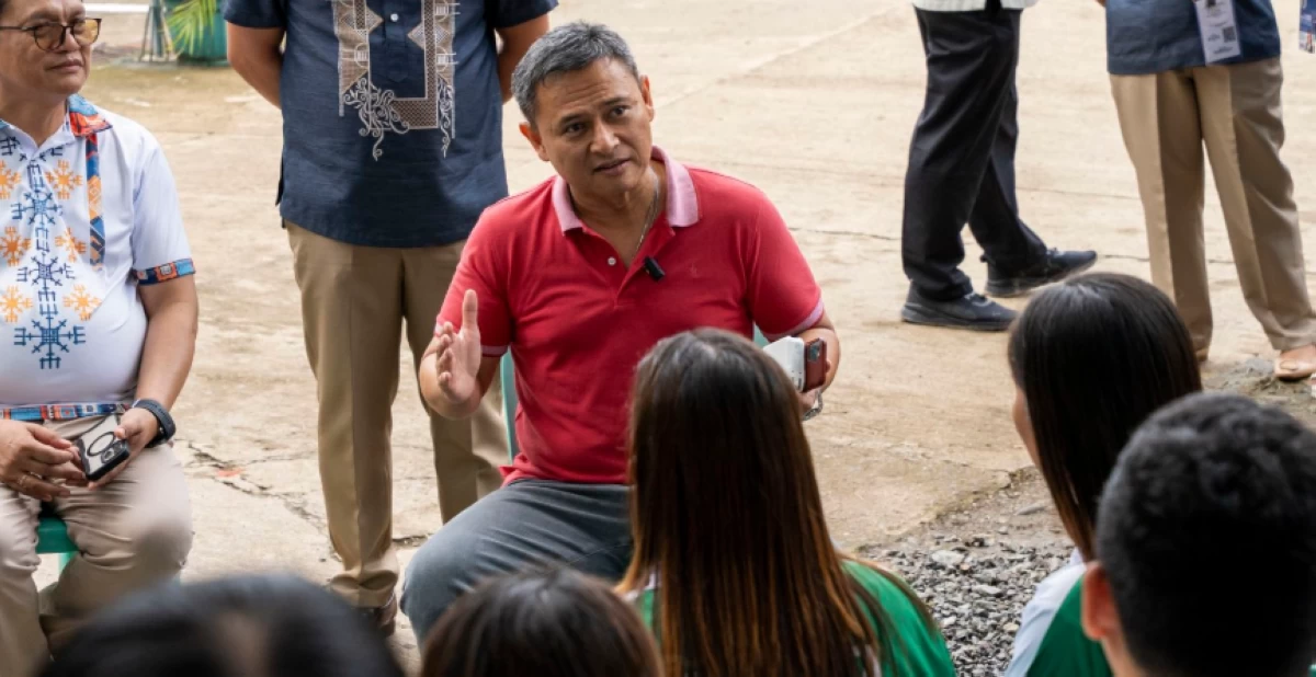 DepEd Secretary Sonny Angara leads reforms to institutionalize flexible learning pathways through the updated ALS framework aligned with the K to 12 curriculum. (DepEd photo)