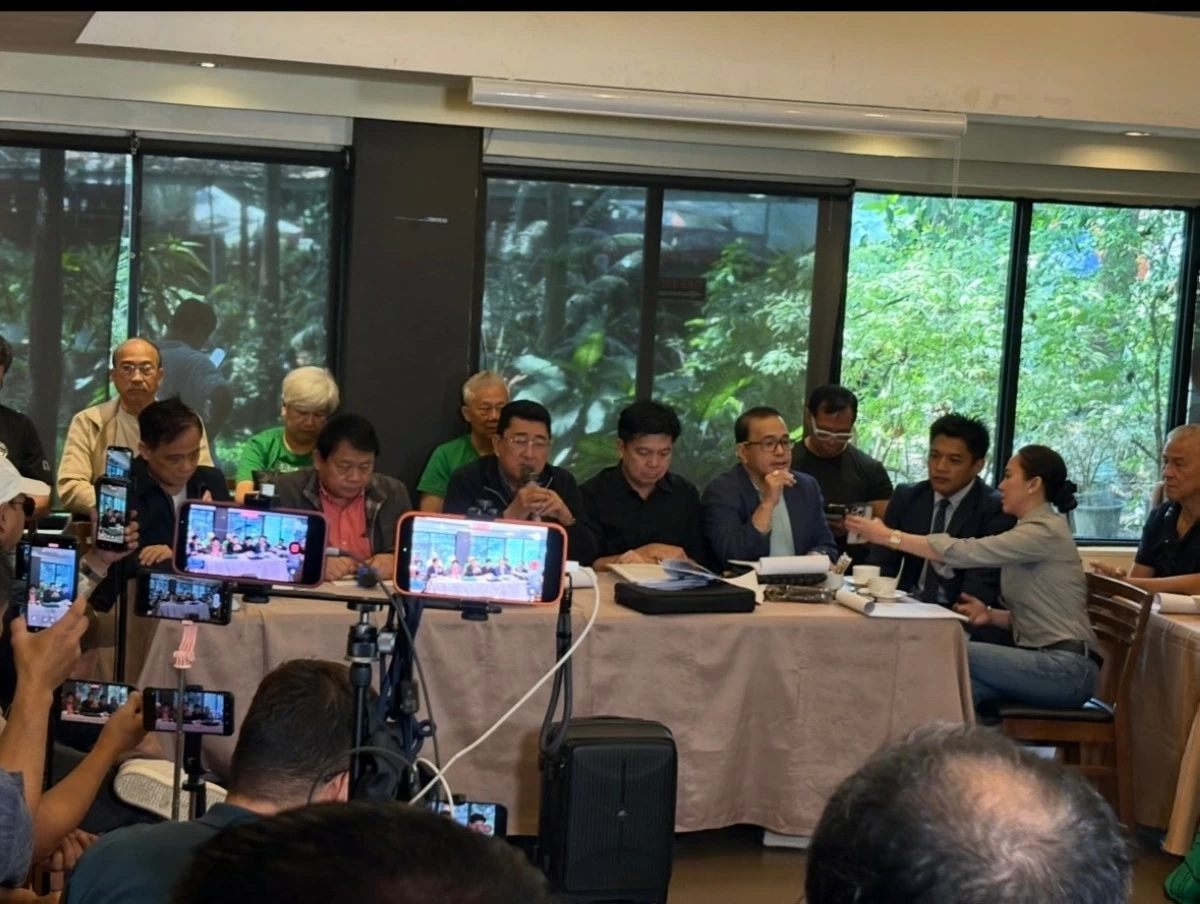 former Anakalusugan Party-list Rep. Mike Defensor and other complainants during the press conference on Friday, Jan. 23. (Allysa Nievera)