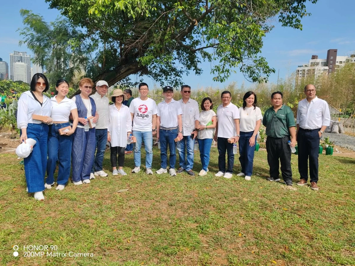Karra Say, Isabelle Luy, Eton Phils. Executives; Board of Directors Mary Ng, COO Arch. Adrian Chua, CFO Che Mutuc, AVP of Procurement Engr. Mitchell Tan, AVP - Office of the COO Geoffrey Gaw, SAVP of Technical Services Group Arch. Bobby Dizon, Executive Assistant Anabel Doratan Clemeña, SVP of Legal, Atty. Alex Carpela, Ayala Land Estates, Senior Project Development Head Mel Ignacio, Ayala Land Inc. Project Development Manager Felix Del Castillo, and Ayala Land Estates, Premium Residential Business Group Marketing Head and Head of Brand Experience and Brand Strategy for Estates, Residential Business and Corporate Groups Hans Lopez-Vito
