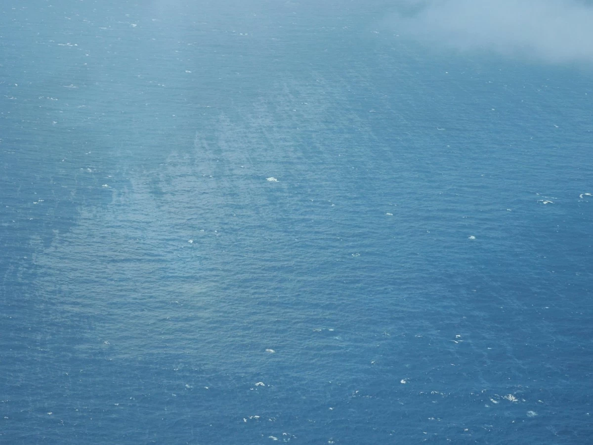 Oil traces are observed off Agno Bay in Pangasinan on Jan. 23, 2026 where M/V Devon Bay was believed to have sunk due to bad weather conditions. (Photo: PCG)