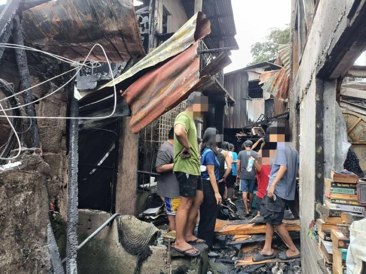 
TWO fires hit Bacolod City on Sunday and Monday. (Bacolod City Communications Office)
