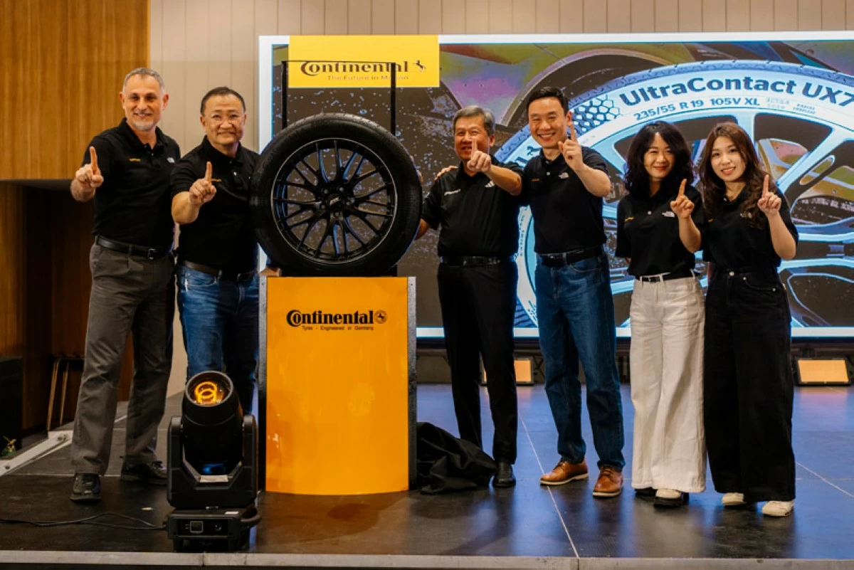 From left: Tolga Mutlu, Head of Product Management, Continental Asia Pacific; Adam Tan, Business Manager Asia Export Market; Winston Manabat, President, JM Far East, Inc. Official and Exclusive Distributor of Continental Tires in PH; Jaey Wang, Head of APAC Export Markets; Candy Huang, Business Development Manager , APAC Export Markets; Jamee Manabat, COO, JM Far East, Inc. Official and Exclusive Distributor of Continental Tires in PH.