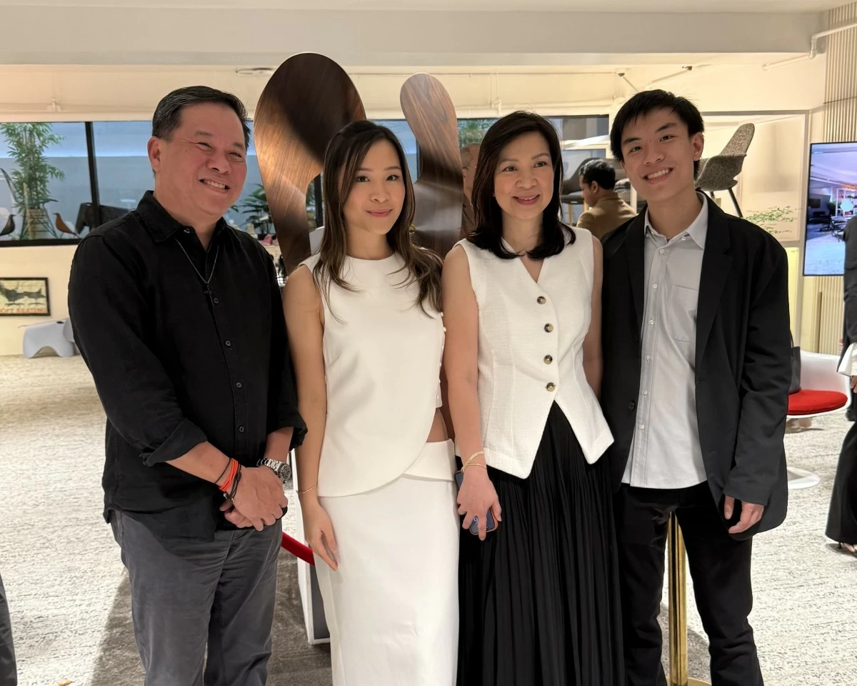 Fred, Stefanie, Sarah, and Shaun Yuson