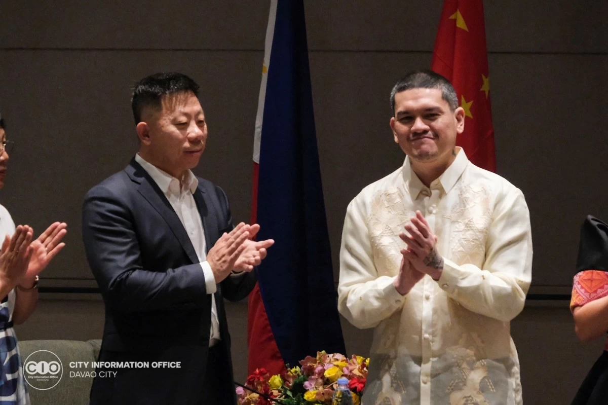 Chinese envoy visits Davao City, meets Mayor Baste