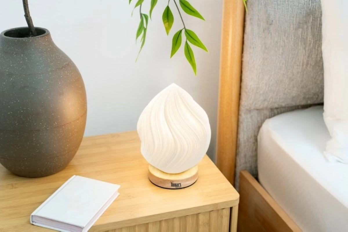 Tabletop lamps for your bedside.