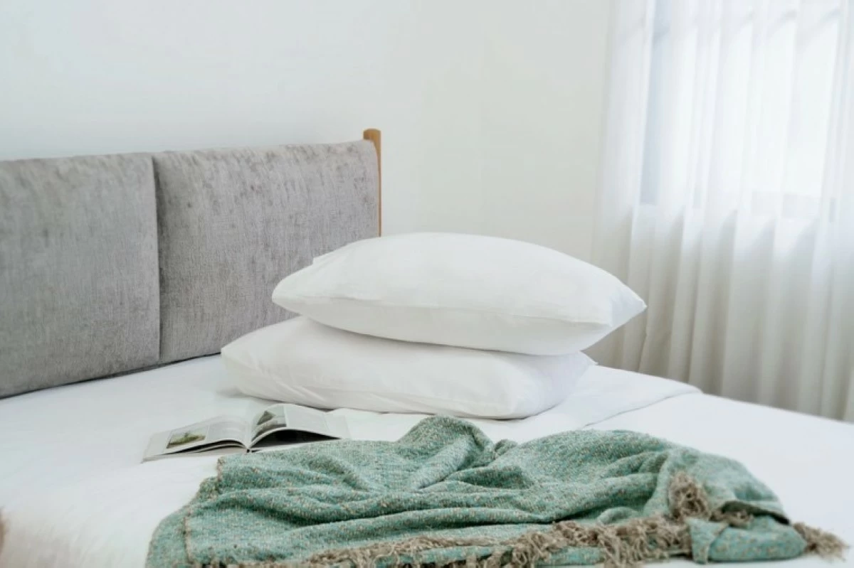 Canadian Down Alternative pillows