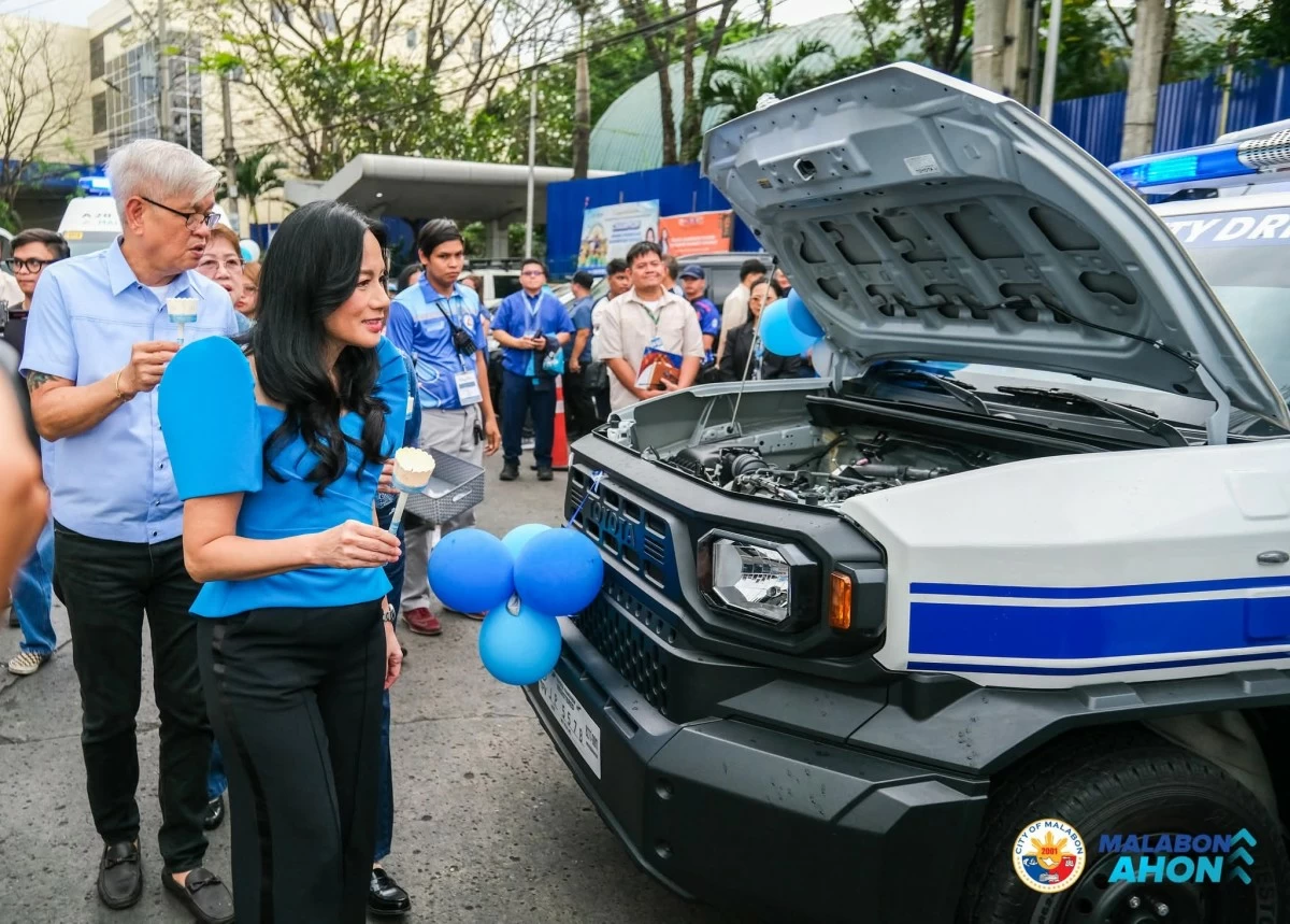 Blessing ceremony of the newly acquired service vehicle for the rescue and safe transport of residents in need. (Photo from Malabon LGU)