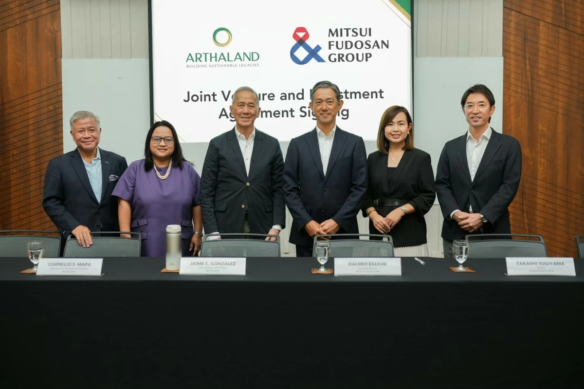 A contract signing between Arthaland and Mitsui Fudosan Asia for the development of Sondris in Makati City
