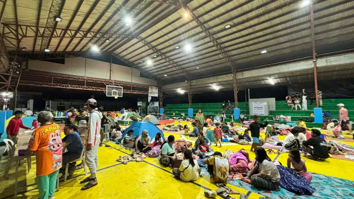 DISPLACED residents from Barangay Tibpuan, Lebak, Sultan Kudarat. (PCG Sultan Kudarat) 


