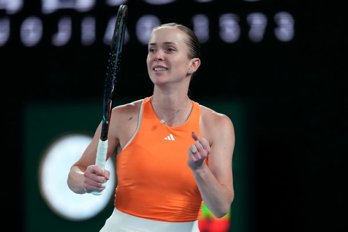 Elina Svitolina of Ukraine celebrates after defeating Coco Gauff of the U.S. in their quarterfinal match at the Australian Open tennis championship in Melbourne, Australia, Tuesday, Jan. 27, 2026. (AP Photo/Dar Yasin)
