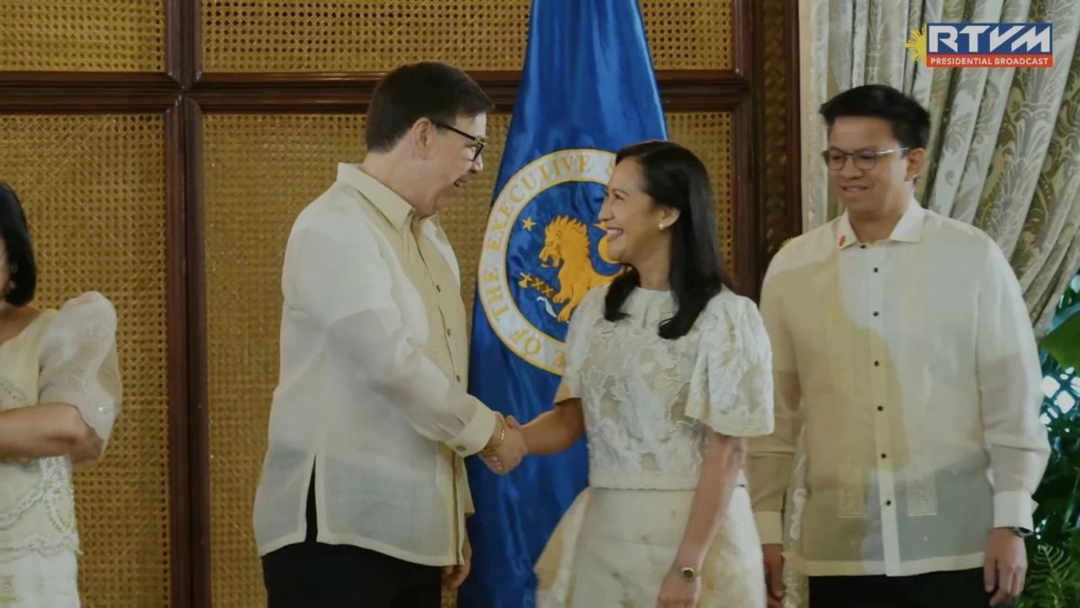 Mayor Joy Belmonte and Executive Secretary Ralph Recto (Quezon City government facebook page)