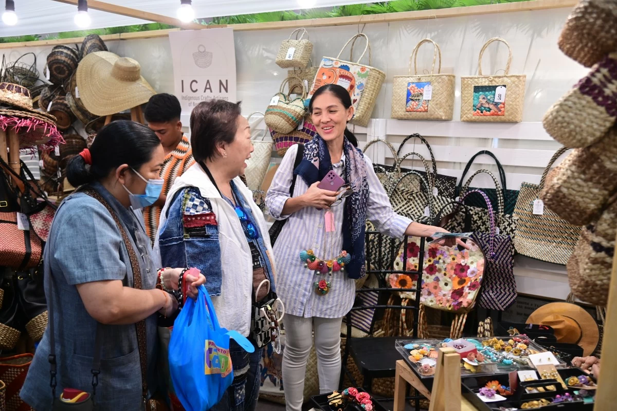 The Negros Trade Fair opening day at SMX Aura drew crowds eager to experience Negrense delicacies, craftsmanship, and heritage products.