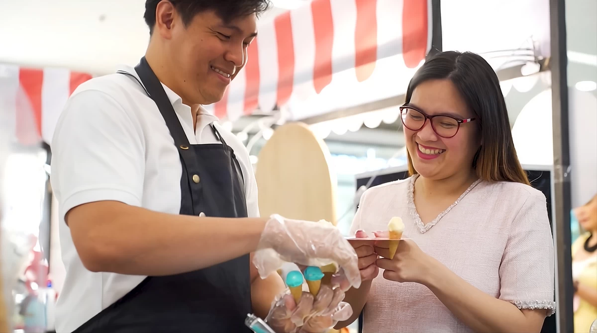 Under the SM for MSMEs program, MSME Hub owners Alamanga and Rainbow Scoops bring locally made flavors and proudly Filipino products closer to the community—proof that when small businesses are given the right platform, they grow and thrive.
