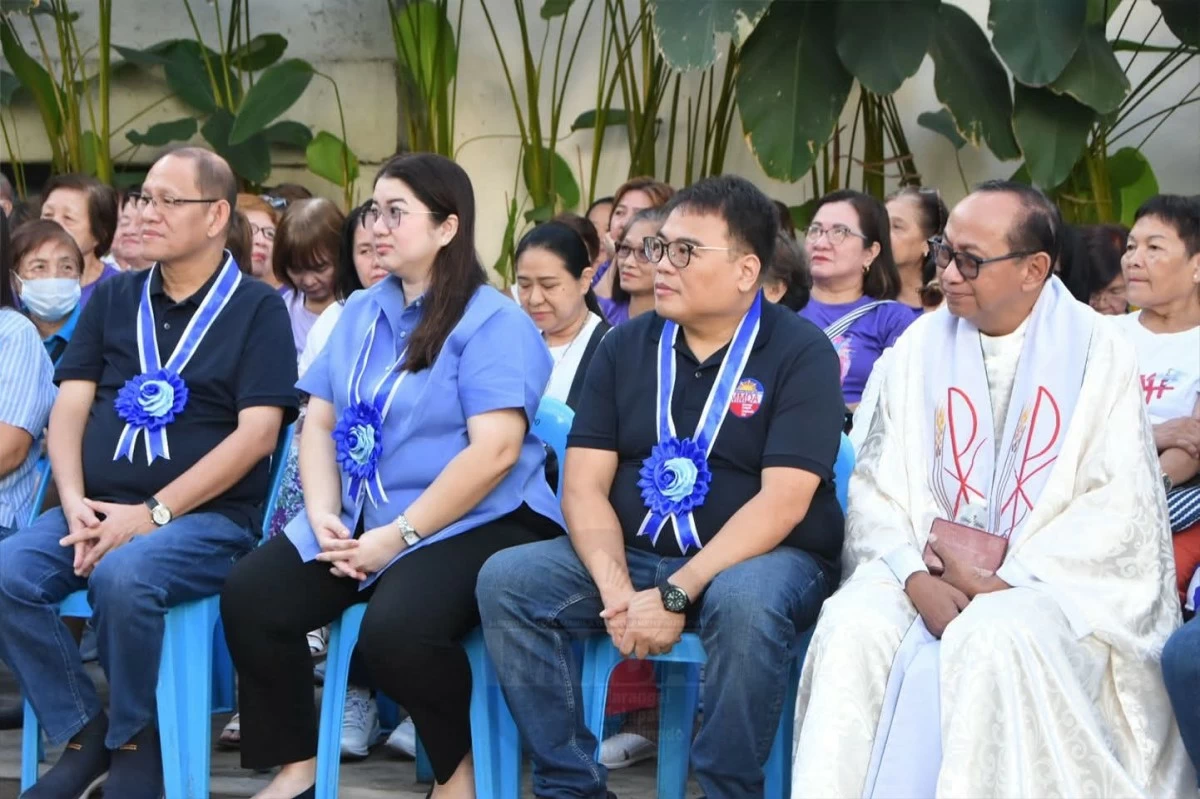 (Left to right) Marikina 1st District Rep. Marcy Teodoro, Marikina Mayor Maan Teodoro, and MMDA Chairman Atty. Don Artes during the inauguration of the newly rehabilitated Jesus Dela Peña Recreational Park. (Photo from MMDA)