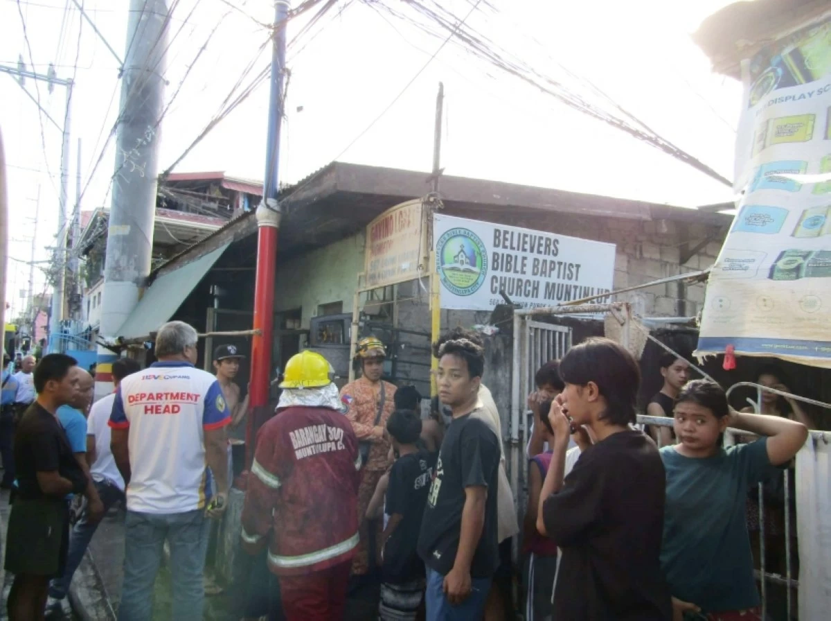 The fire in Barangay Cupang, Muntinlupa (Photo from the Muntinlupa City Fire Station) 