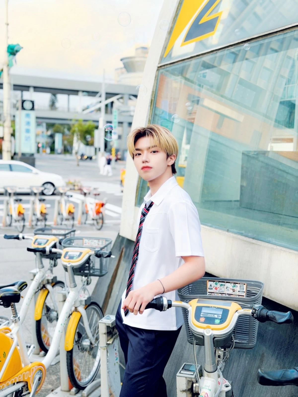 ALL(H)OURS (EDEN Entertainment)