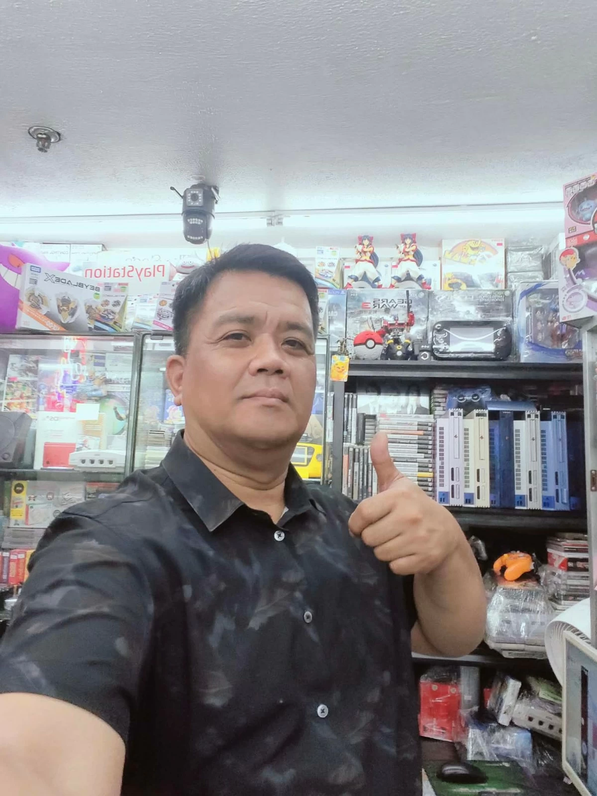 Erwin Esteban is back to doing what he loves the most--collecting and selling retro-gaming items--at North Mall, Monumento in Caloocan City. (Credit: Erwin Esteban)