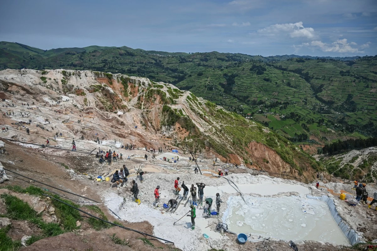 FILE - Miners work at the D4 Gakombe coltan mining quarry in Rubaya, Congo, May 9, 2025. (AP Photo/Moses Sawasawa, File)