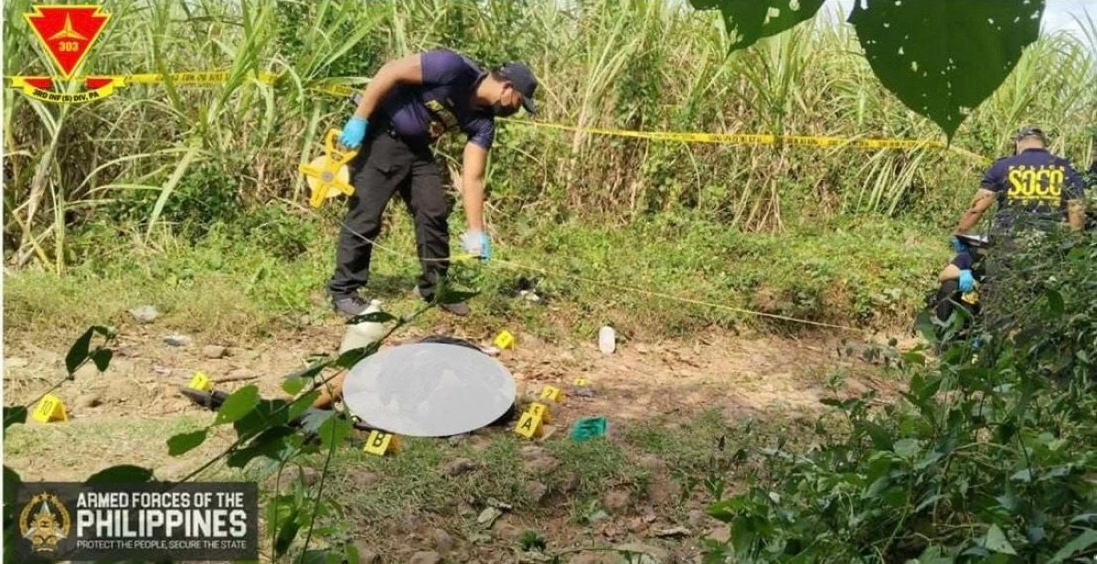 AN NPA leader was killed in a gun battle with troops in Negros Occidental. 