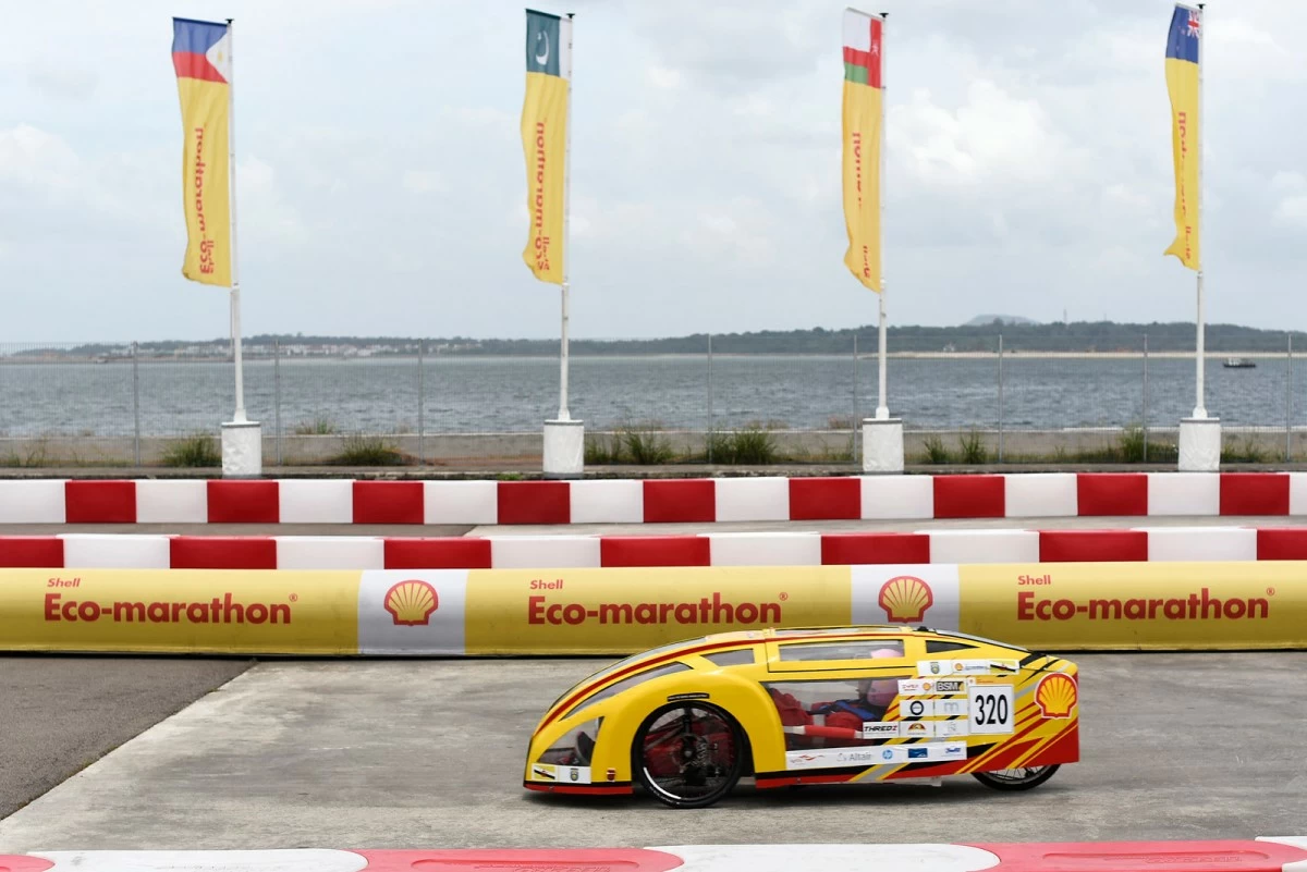 Team UBD-Aufa, #320, from Universiti Brunei Darussalam, Brunei Darussalam, competing under the Prototype - Battery Electric category on the track during the final day of Shell Make The Future Singapore at the Changi Exhibition Centre, Sunday, March 11, 2018 in Singapore. (Edwin Koo/AP Images for Shell)