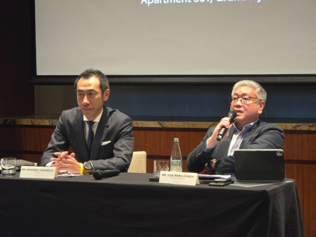 Toyota Motor Philippines President, Masando Hashimoto, and Executive Vice President, Jing Atienza, brief members of the motoring media on TMP's past performance and future plans.