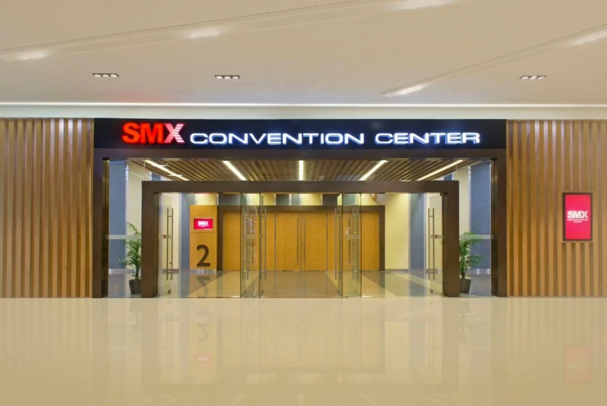 SMX Convention Center Aura
