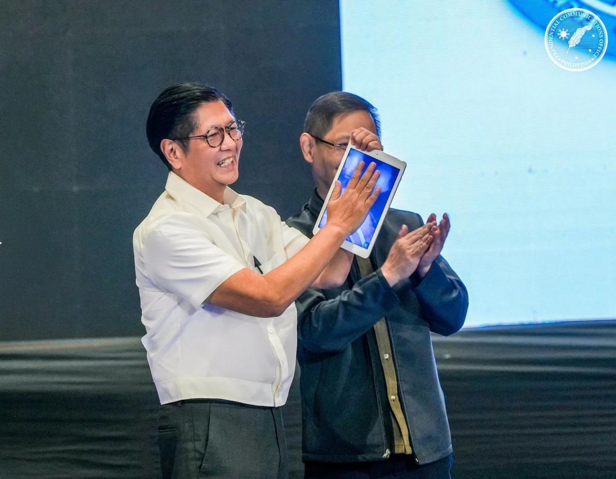 President Ferdinand R. Marcos Jr. leads the launch of the TESDA Skills Passport Mobile Application in San Juan City on Feb. 5, 2026. (Photo courtesy of PCO)