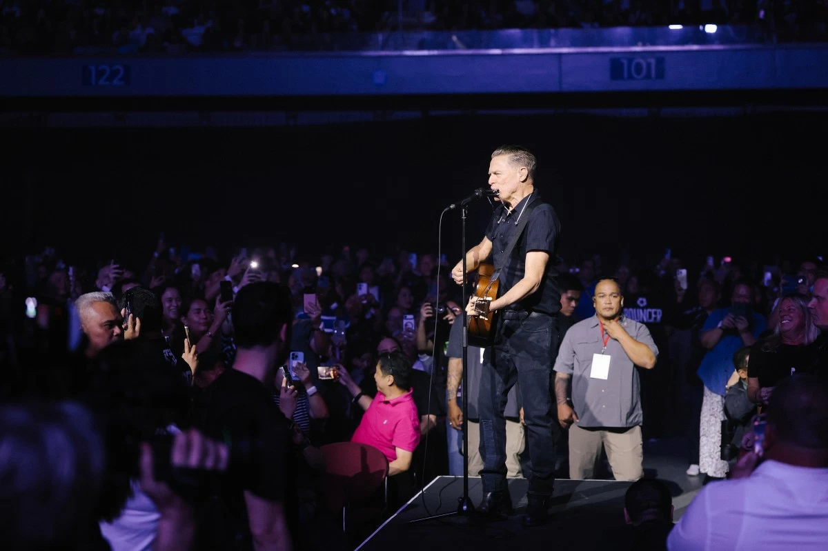 Bryan Adams performs his hits 'Heaven,' 'Straight from the Heart,' and 'All for Love.' (Wilbros)