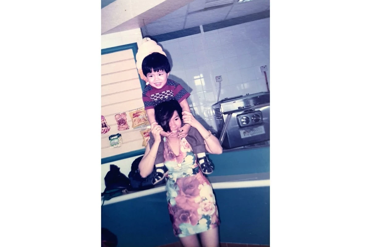 Chrissy and young Fedi