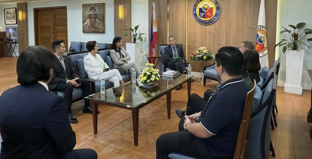 Ambassador Christian Lyster and his delegation’s first stop was a courtesy visit to representatives of Mayor Raisa Treñas-Chu