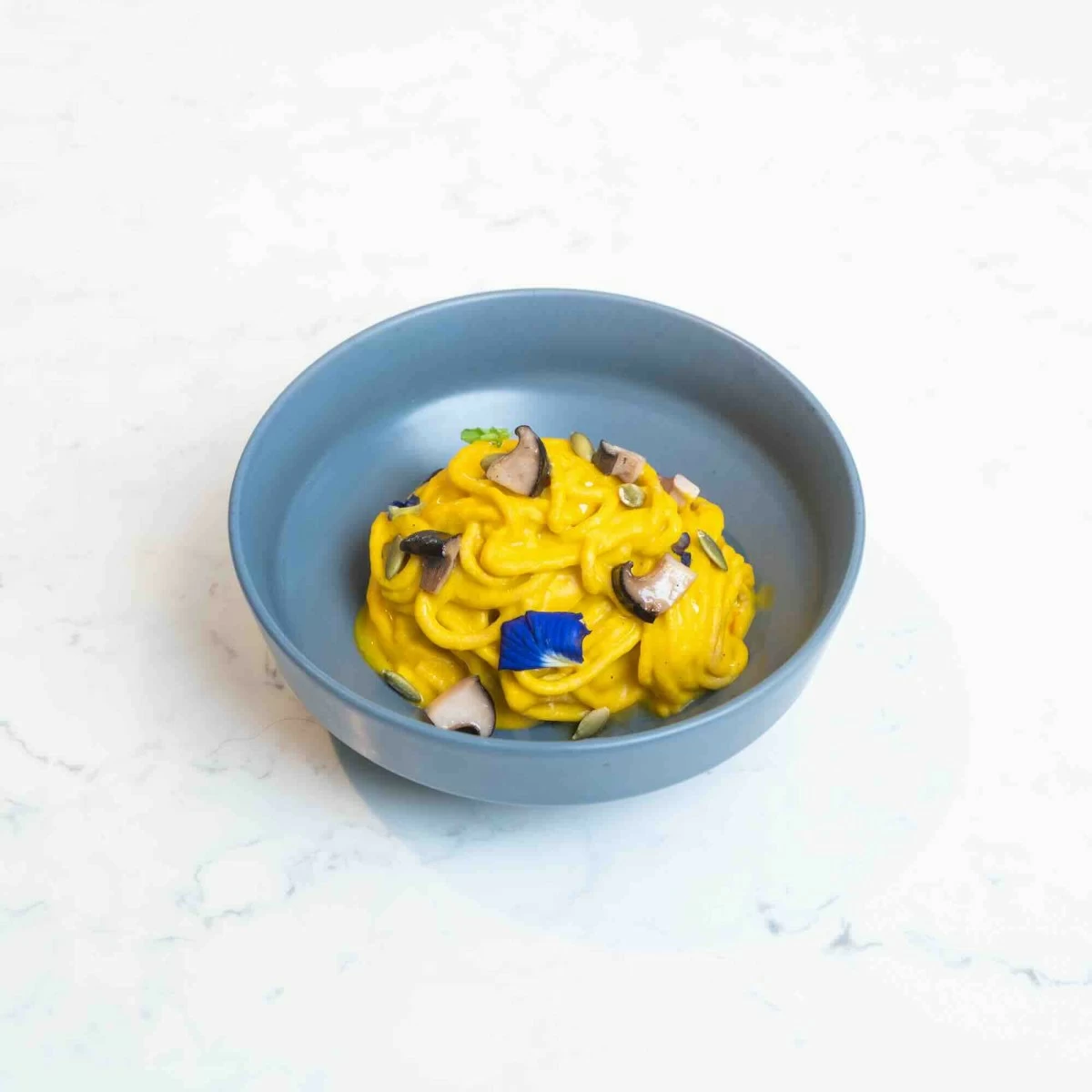 Coconut Keto Spaghetti (Squash-onara)