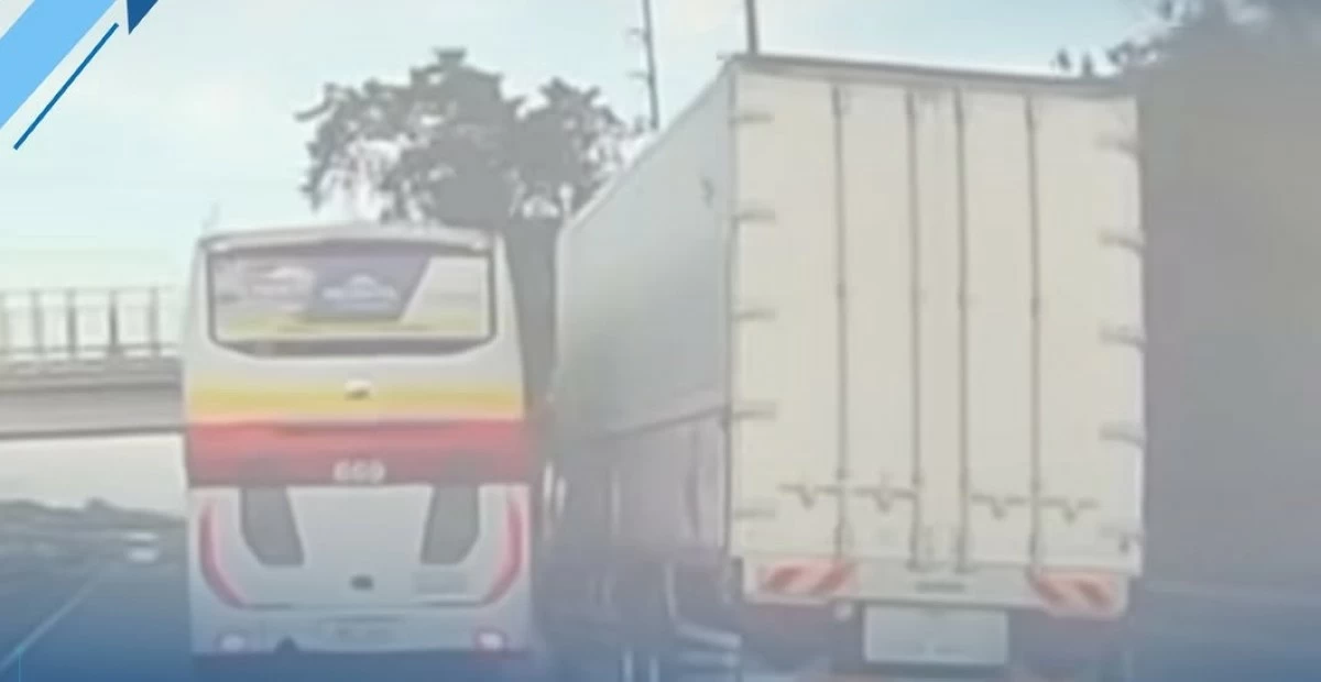 A passenger bus is seen driving too close to a delivery truck along an expressway, The LTFRB has already issued a show cause order against the bus company in what appears to be another case of road rage. (photo: LTFRB) 