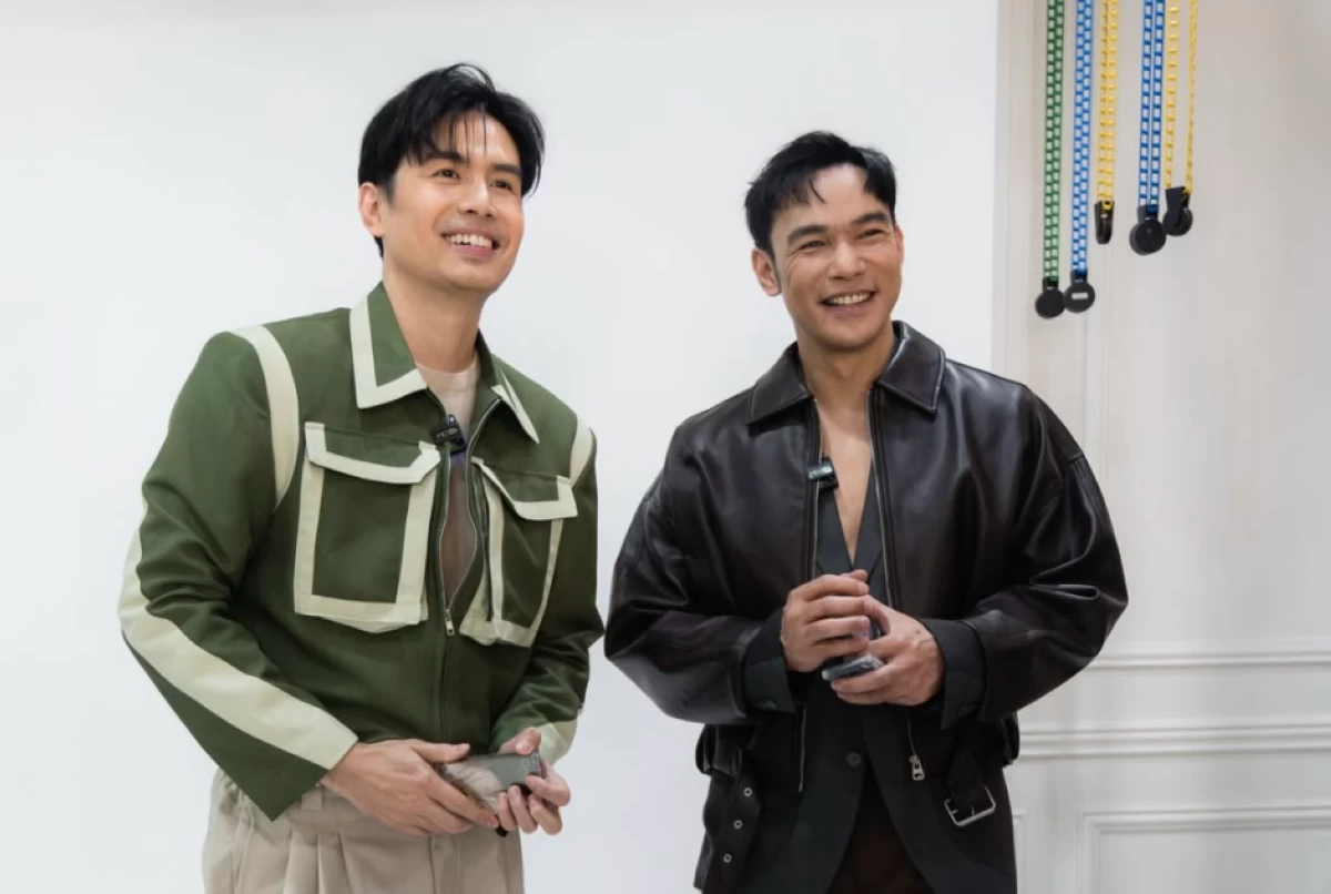 Christian Bautista (left) and Mark Bautista