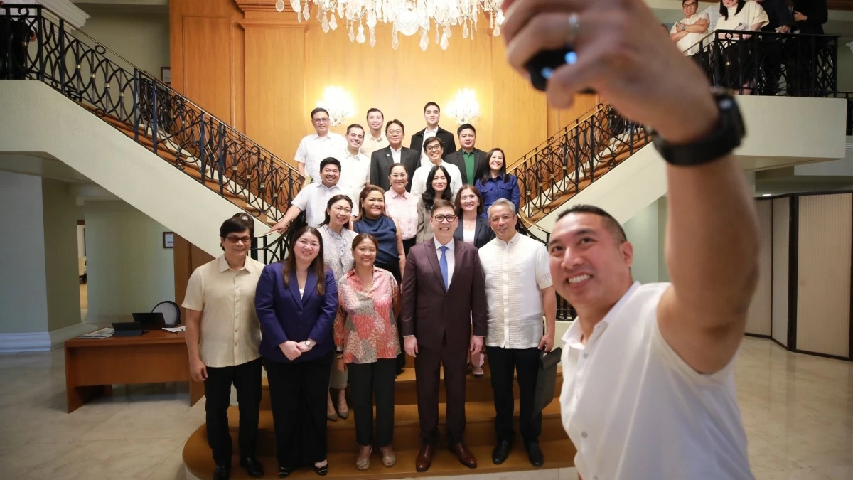 Recto meets Metro Manila mayors on LGSF rollout, stresses transparency, efficiency
