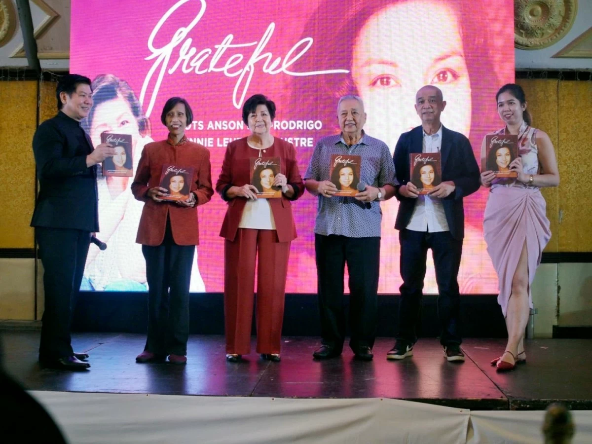 From left, host Butch Francisco, author Jennie Ilustre, Boots, King Rodrigo, and the editorial team, Nestor Cuartero and Isabella Cuartero.