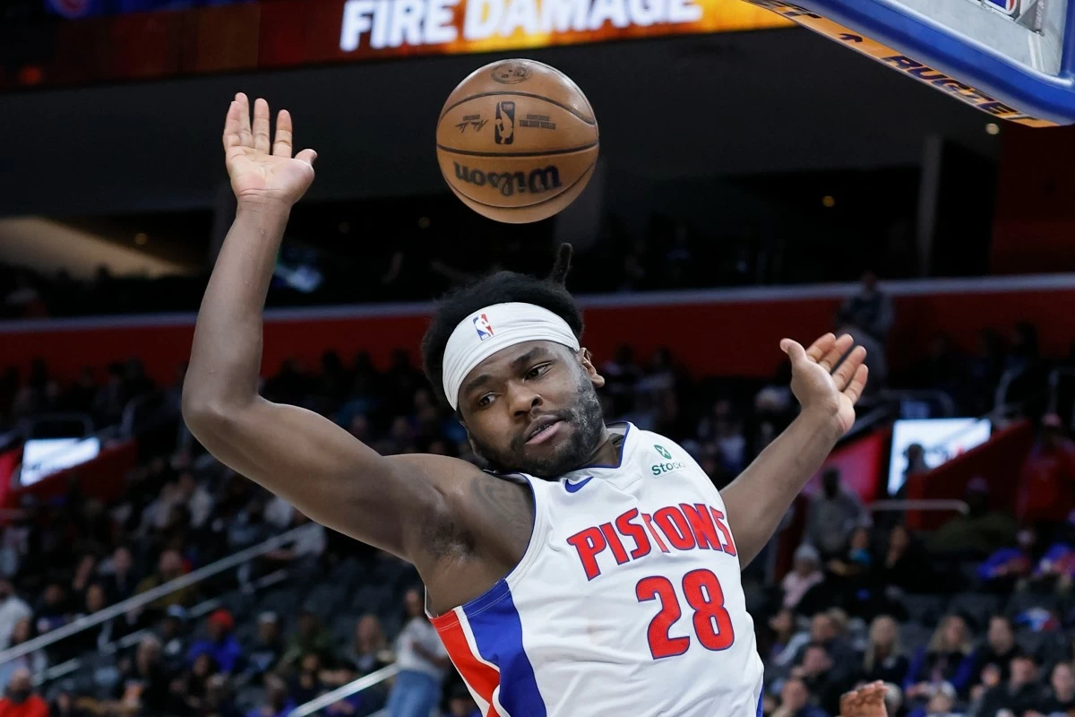 Detroit Pistons forward Isaiah Stewart dunks against the Brooklyn Nets during the second half of an NBA basketball game Sunday, Feb. 1, 2026, in Detroit. (AP Photo/Duane Burleson)